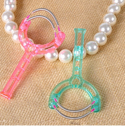 Bouncing face hair remover